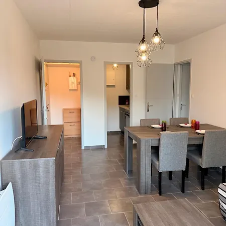 Appartamento 2 Pièces équipé à 100 M De La Avec Place De Parking Saint-Hilaire-de-Riez