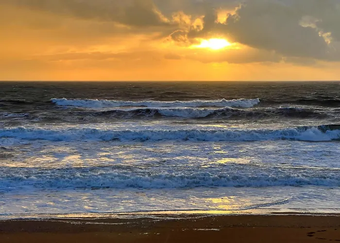 2 Pièces équipé à 100 M De La Avec Place De Parking